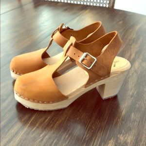 Lotta from Stockholm Highwood T-bar